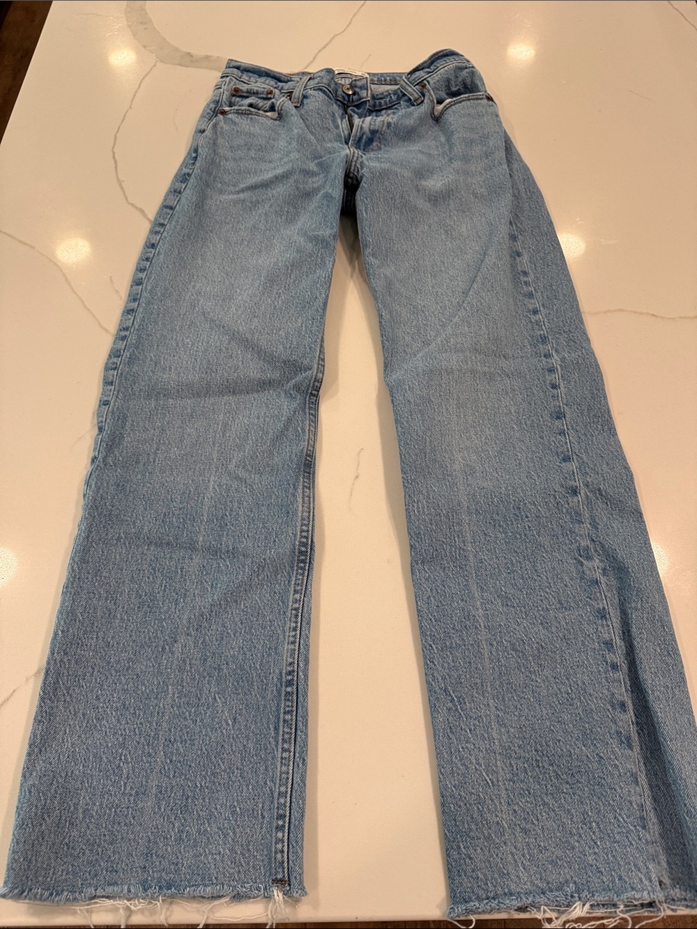 Abercrombie & Fitch the baggy low rise jeans